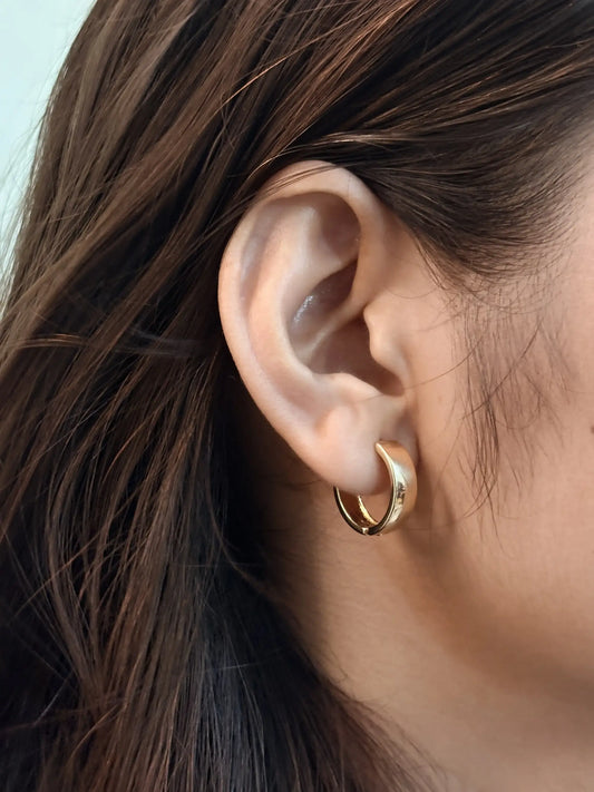 Aurelia Classic Gold Huggie Earrings
