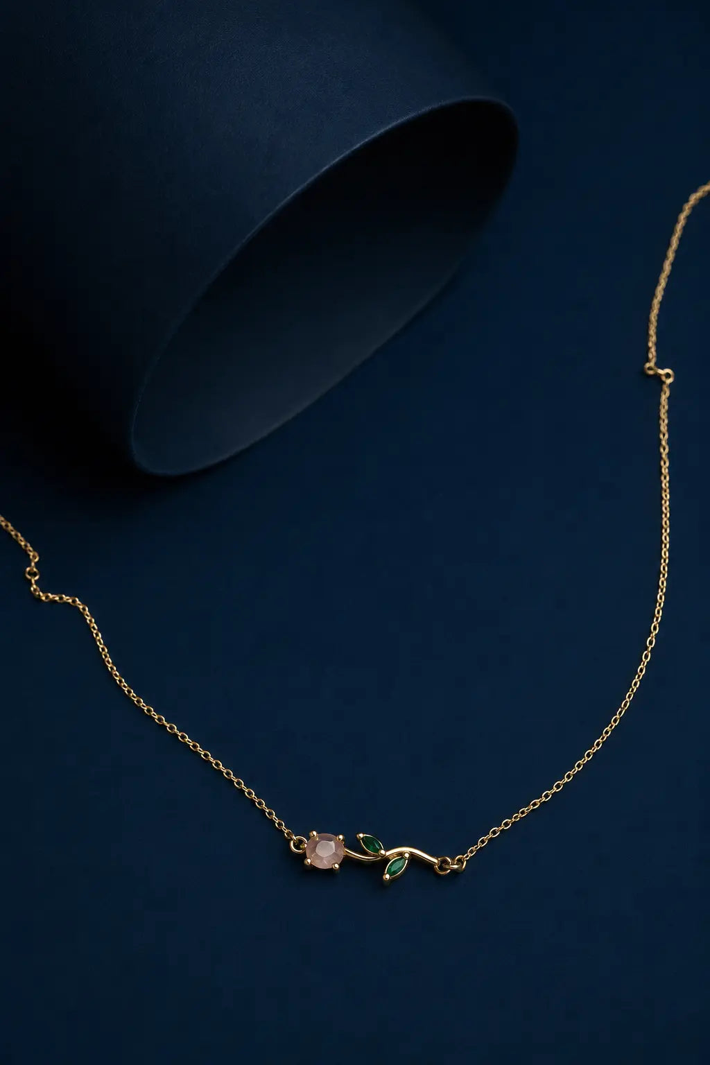 Elowen Tulip Necklace
