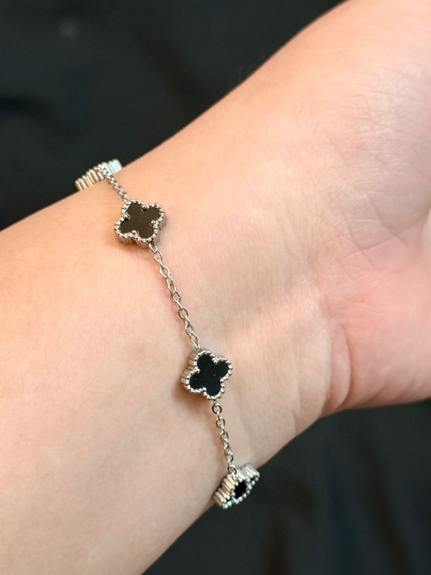 Noire Fleur Black Crystal Bracelet