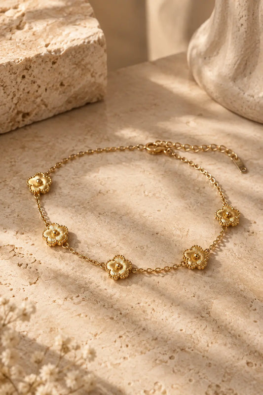 Aurelia Fleur Gold Bracelet