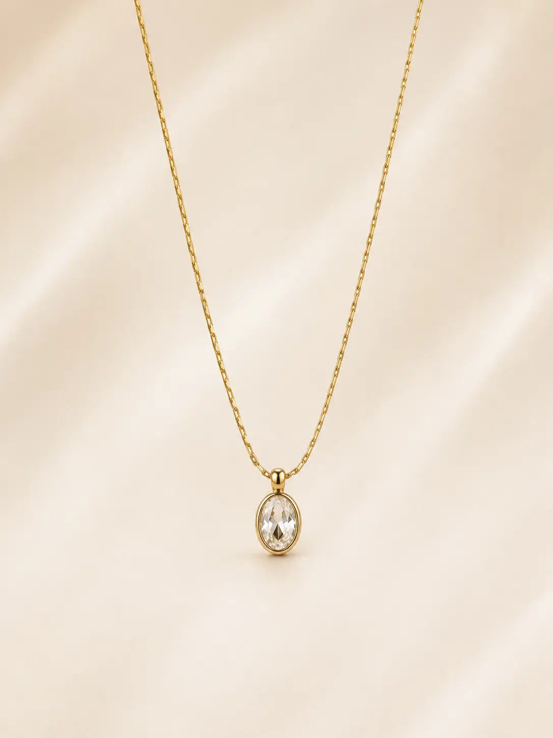 Aurelia Oval Necklace