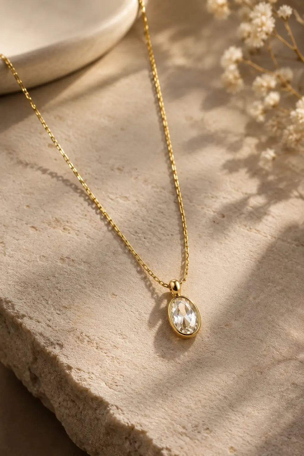 Aurelia Oval Necklace