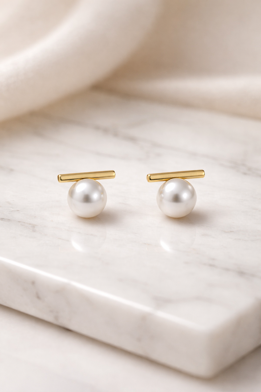 Elara Minimal Pearl Studs