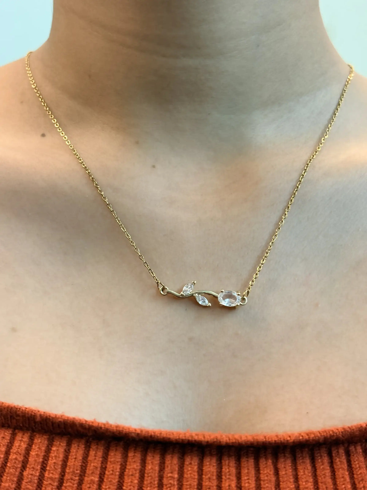 Crystal Tulip Vine Necklace