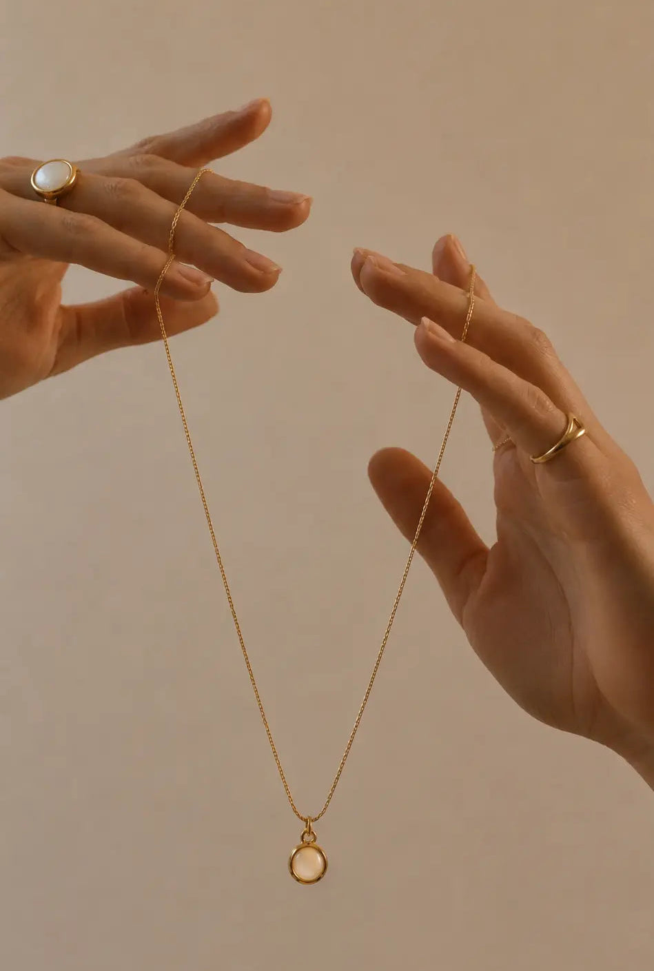 Luna Pearl Necklace