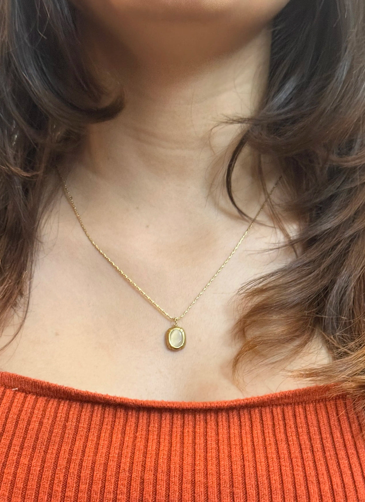 Solara Oval Necklace